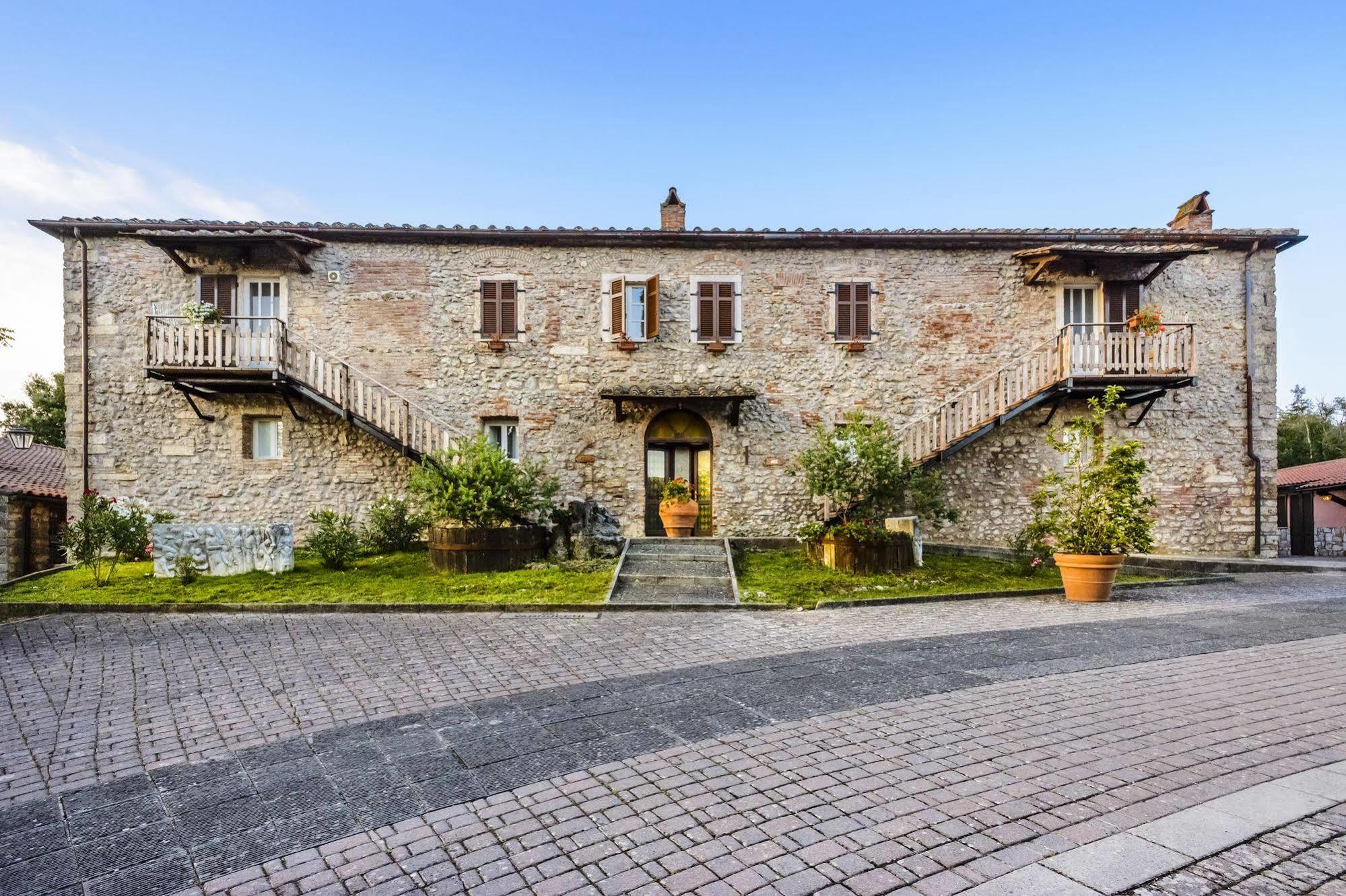 Pian Dei Mucini Resort Il Borgo Масса-Мариттима Экстерьер фото