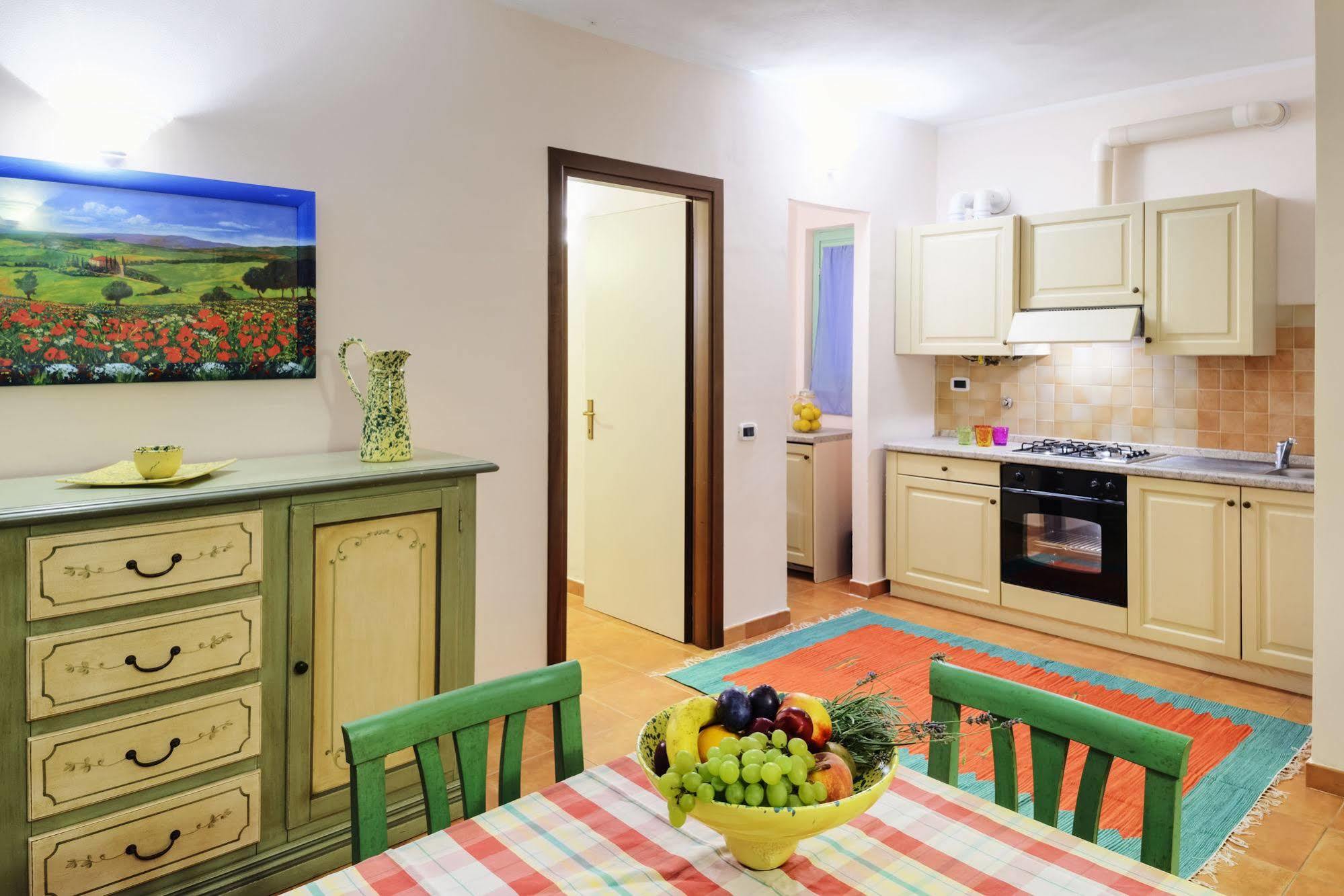 Pian Dei Mucini Resort Il Borgo Масса-Мариттима Экстерьер фото